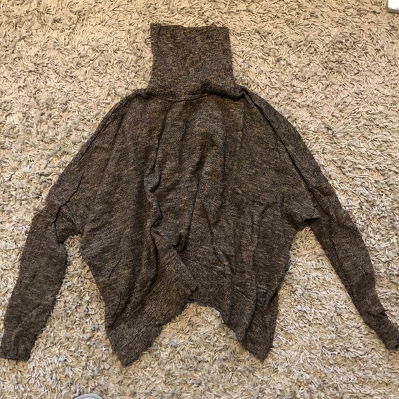 Zara, cropped turtleneck - Picture 1 of 2